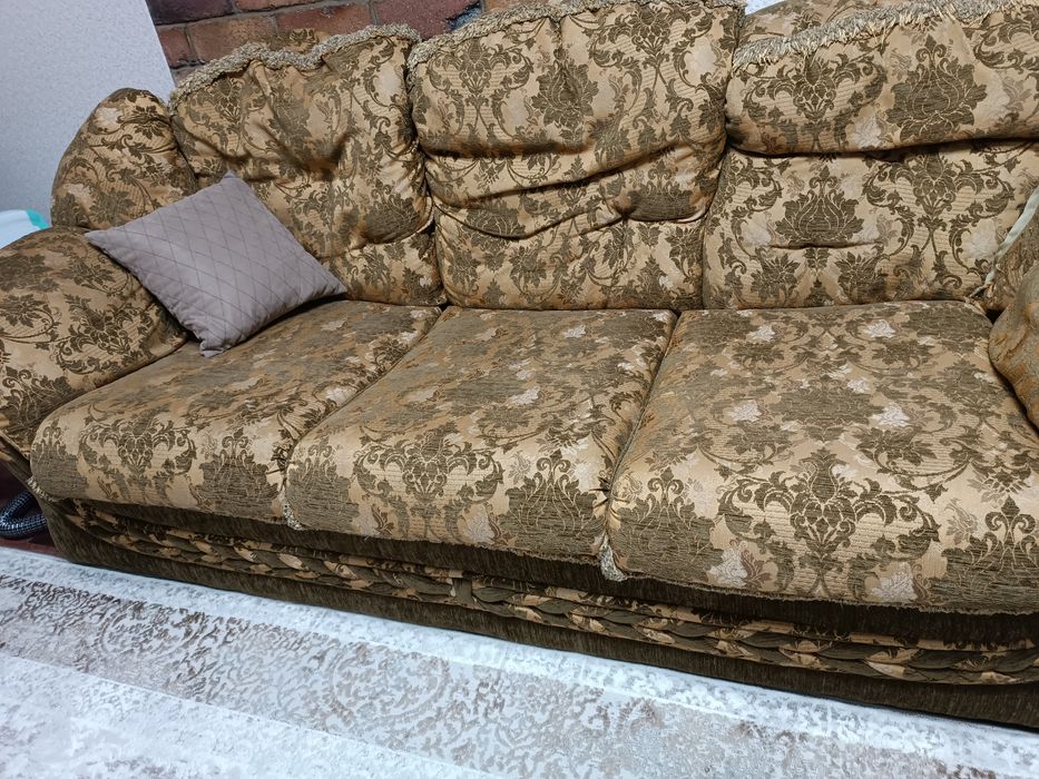 Продам мягкий уголок