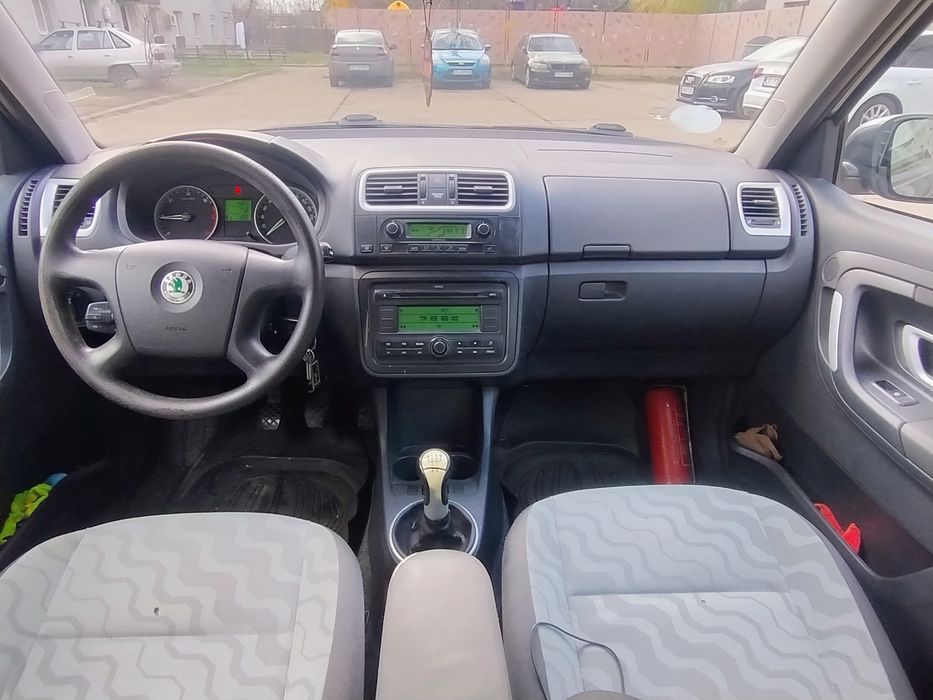 Vând Skoda Fabia 2