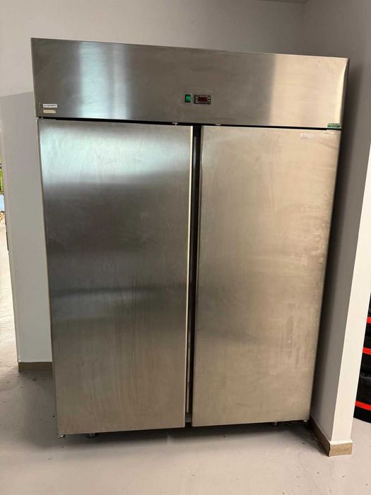 Oferta Speciala - Echipamente horeca putin folosite / utilare horeca /