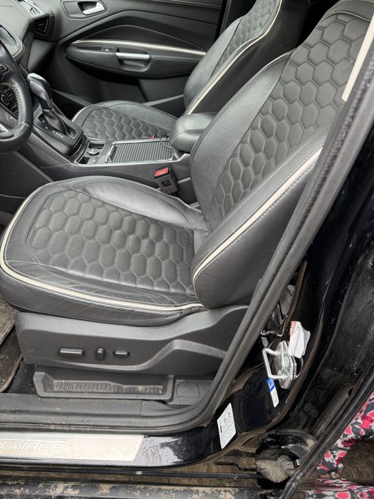 Ford Kuga Vignale 240 к.с. Лизинг Мото Пфое