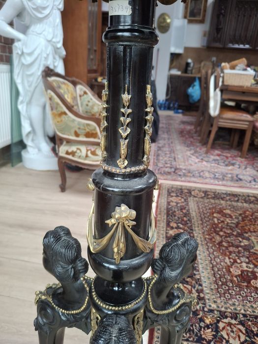 Postament impresionant secolul 19