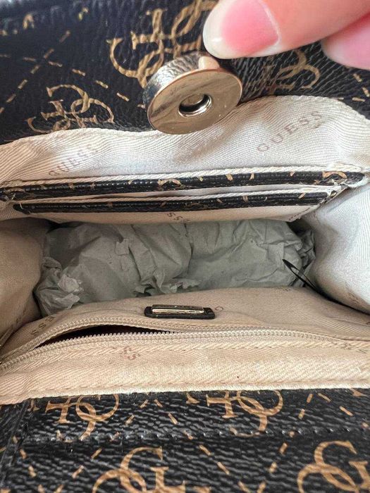 Сумочка GUESS с малышкой оригинал