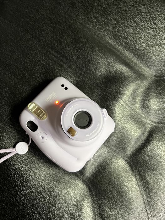 Instax mini 11 б/у
