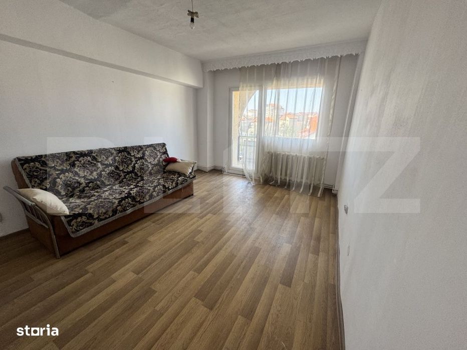 Apartament de vanzare zona Bradet