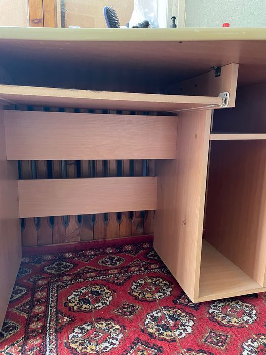 Стол компьютерный и письменный