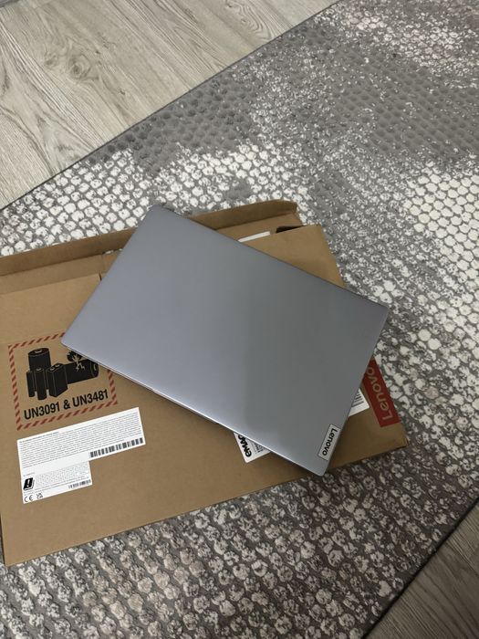 Laptop Lenovo IdeaSlim3