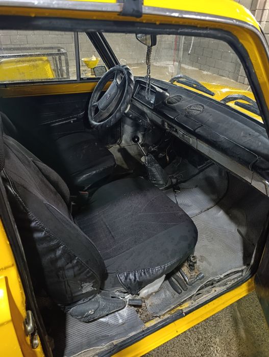 Vaz 2102 furgon sotiladi