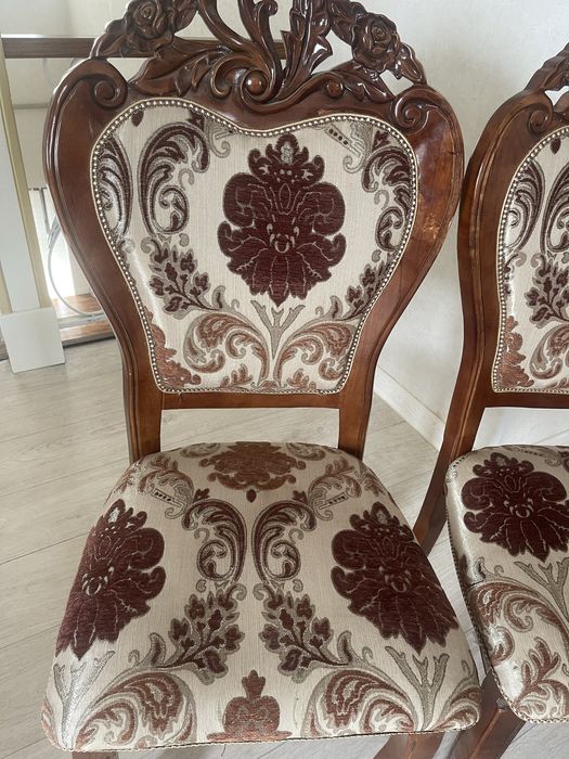 Стулья для гостиной