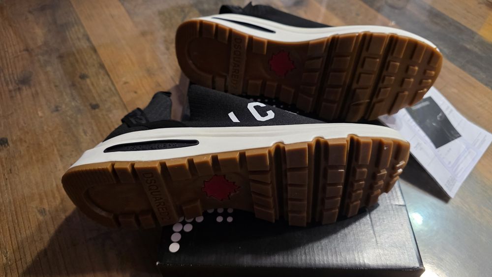 Продавам  кецове