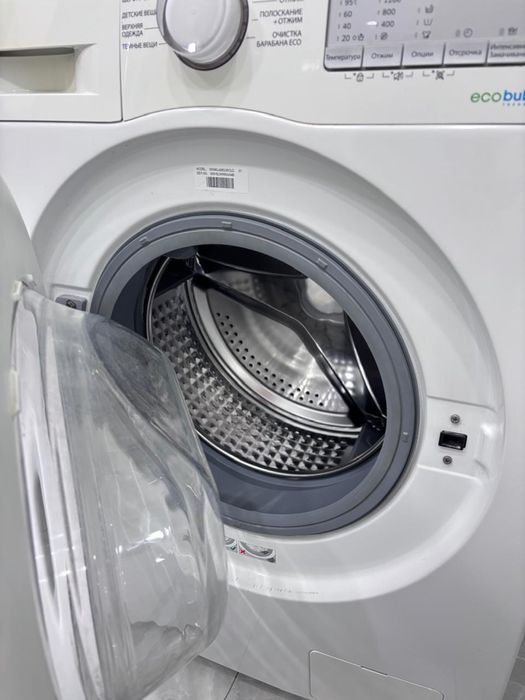Продам стиральную машину