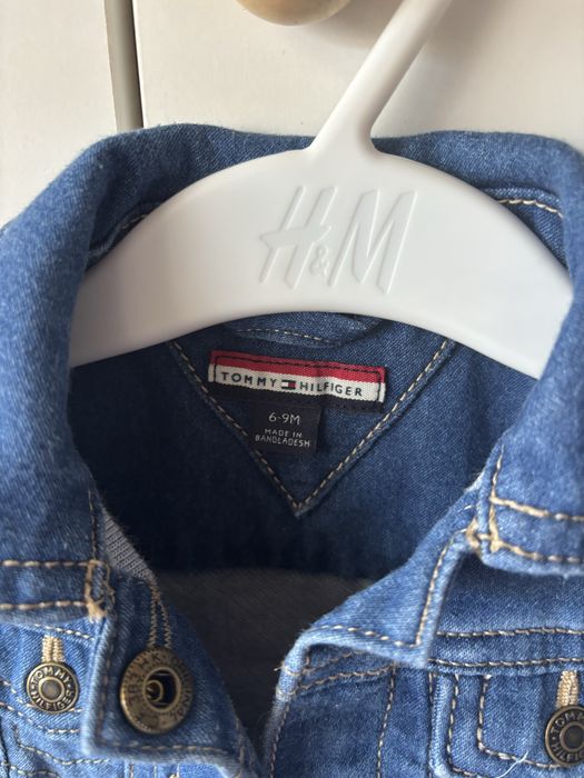 Tommy Hilfiger яке 6-9 месеца