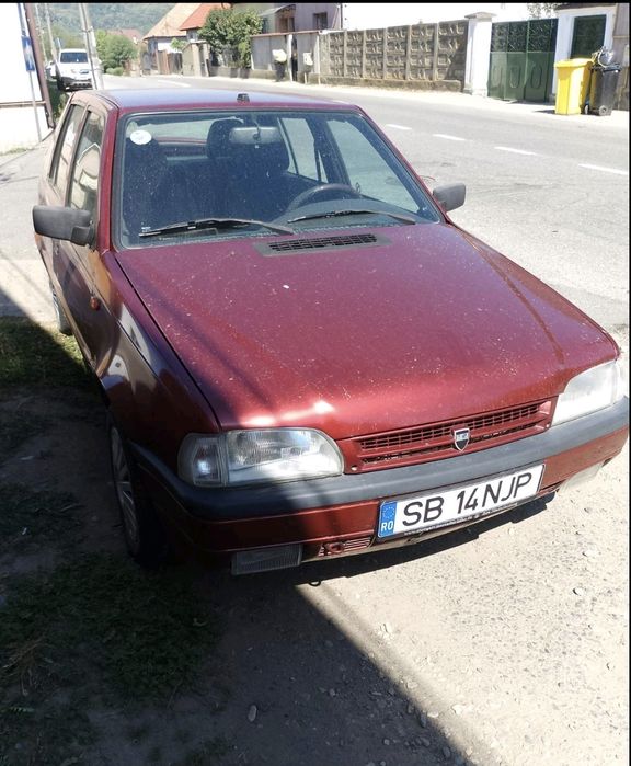 Vând Dacia Super Nova