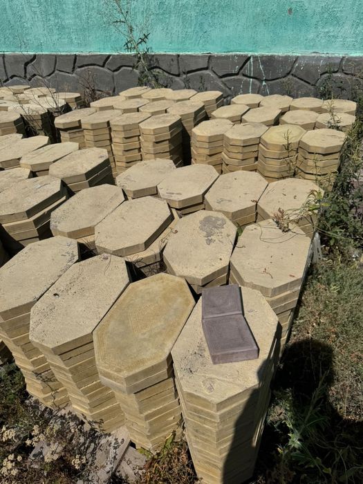 Продам брусчатку 90кв