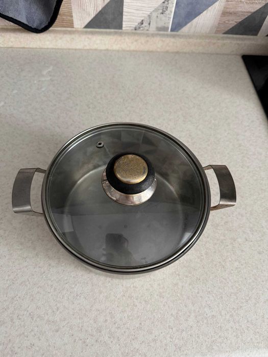 Кастрюля 2 литра из нержавеющей стали с крышкой