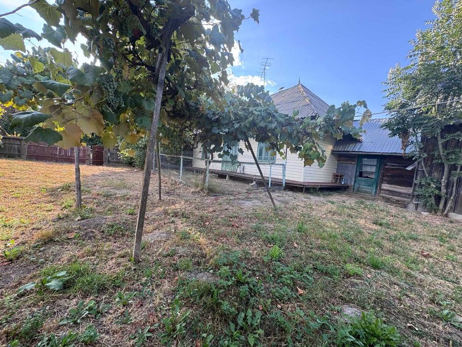 Vanzare teren intravilan 8,600 mp (direct de la proprietar, comision 0%), jud SV