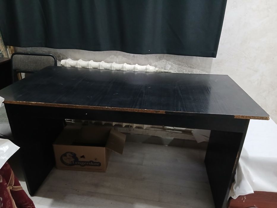 Продам компьютерный стол, б/у