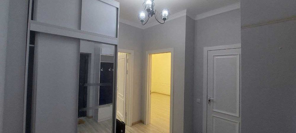 Срочно! 2 хонали квартира сотилади.