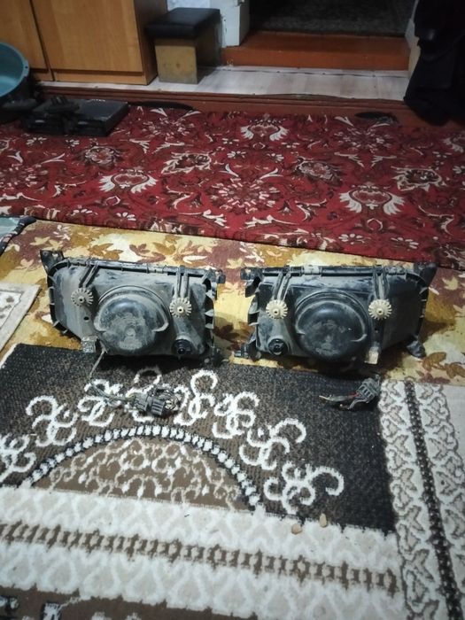 Фары на Пассат Б3