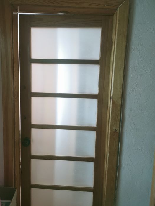 Продам межкомнатные двери