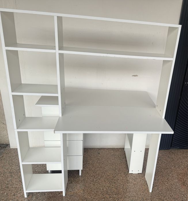 Рабочие столы новые