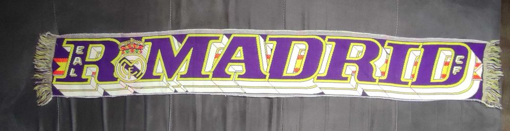 Футболни артикули Реал Мадрид