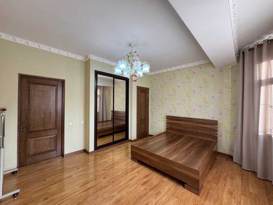 parkentskiy novostroyka 3xonali studiya s remontom kadaster bor 85m2;