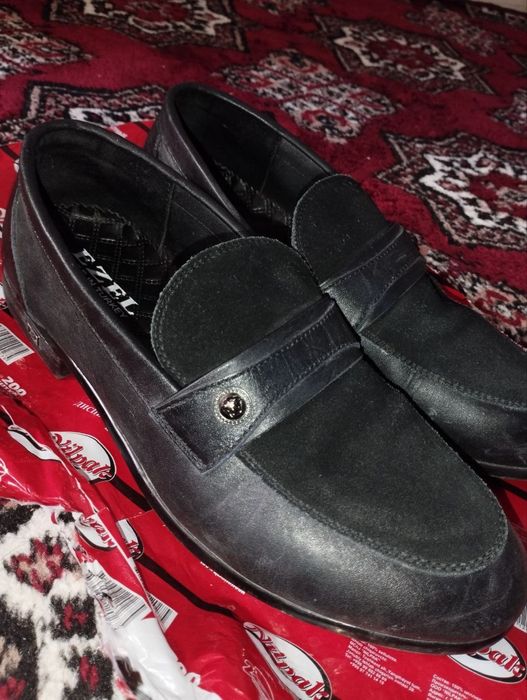 Эркаклар туфлиси сотилади