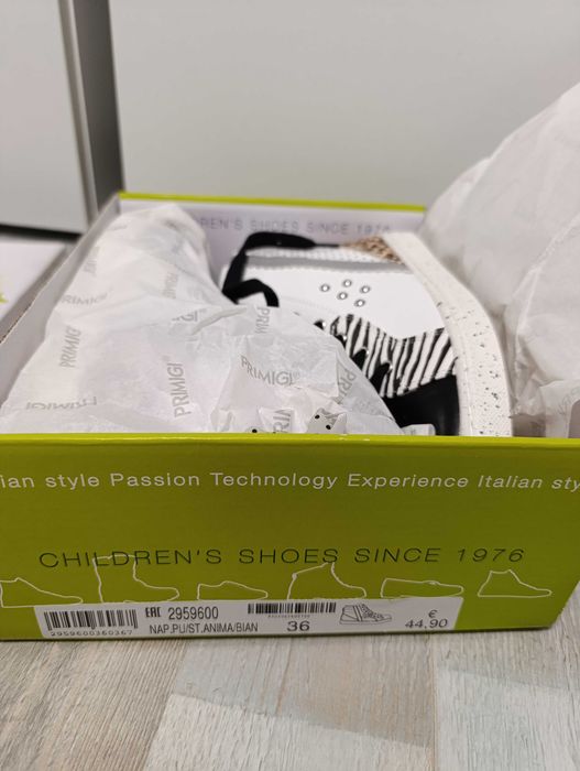 Нови боти Primigi