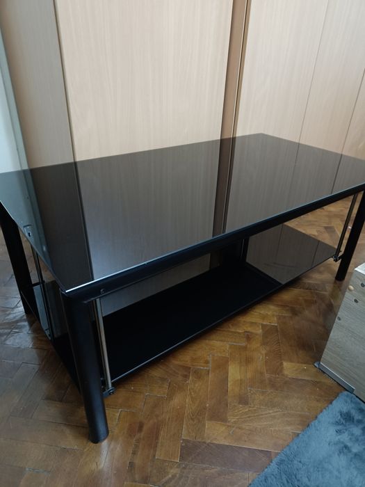 Vând masă de sticlă