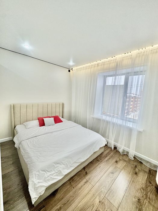 2 комн квартира в 10 мкр