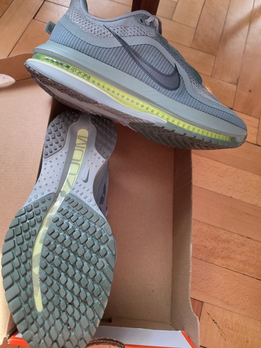 Nike pegasus premium