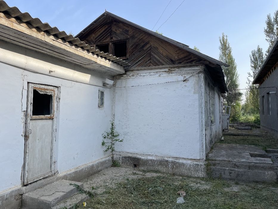 Yer uchastka sotiladi