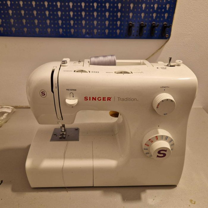 masine de cusut Singer