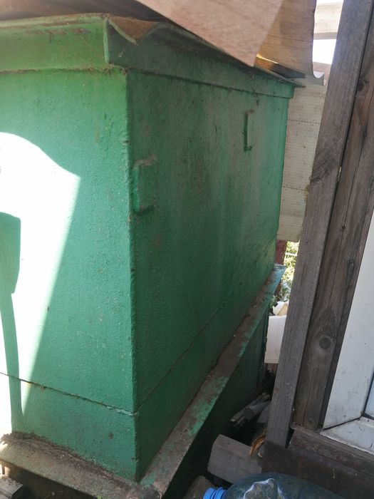 Продам железный ёмкость