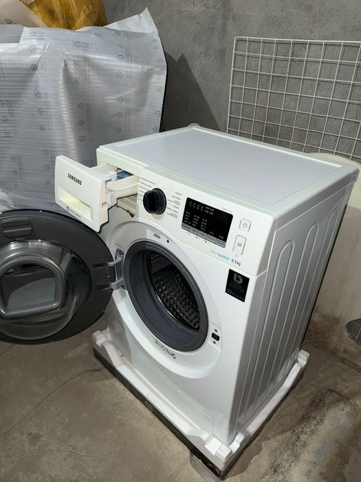 Стиральная машина продаётся