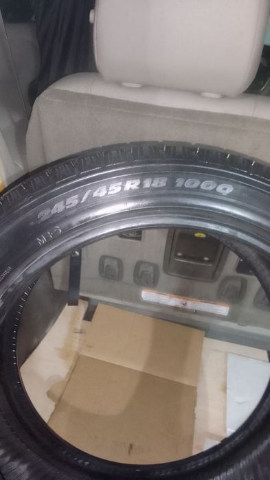 Шины лепучка.отлично состояние