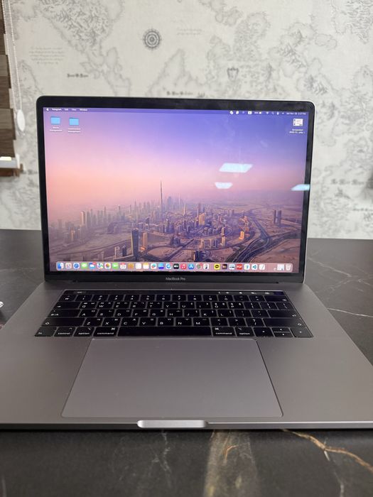 Macbook pro i7 2018
