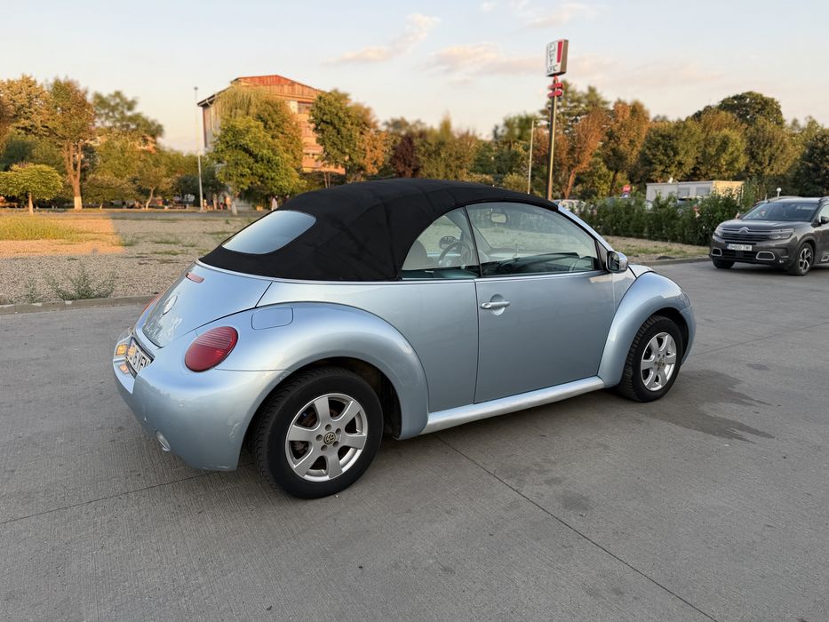 Volkswagen New Beetle “ broscuță” •An 2003 • 1.6 benzina•