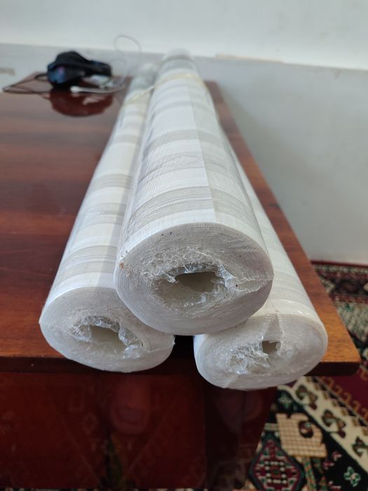 Обои флизелиновые