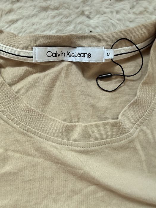 Tommy Hilfiger  и Calvin Klein  тенискаи