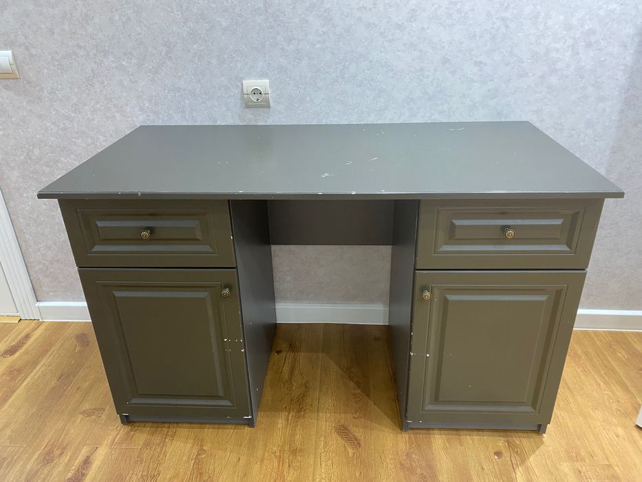 Тримо (письменный стол)