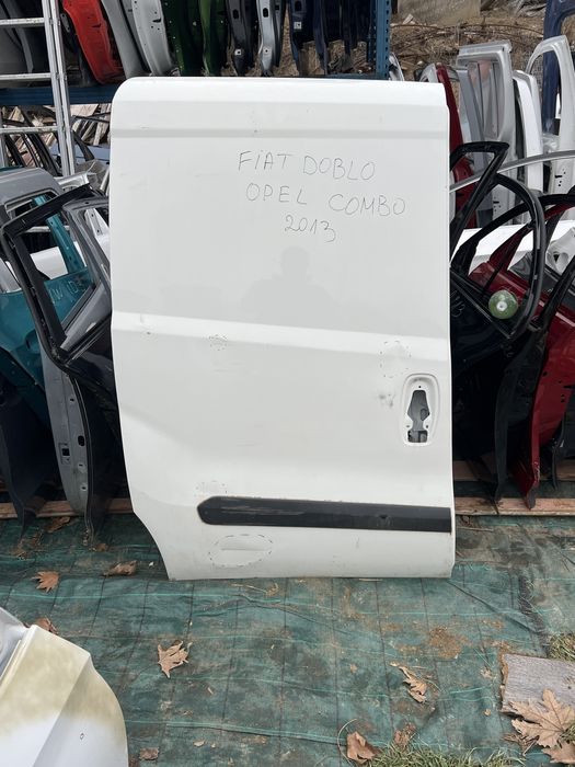 Fiat Doblo Opel Combo 2013 дясна плъзгаща врата