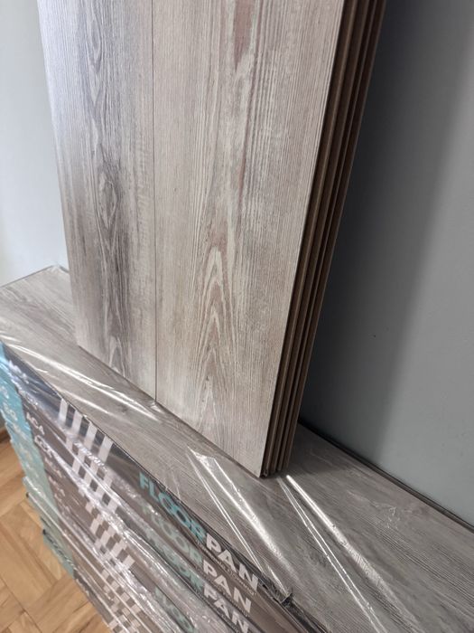 НОВ Ламинат / Ламиниран паркет