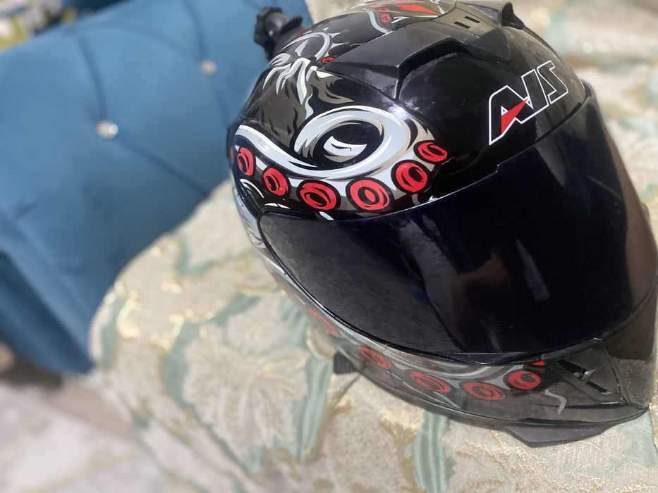 Шлем б/у продаю спочно