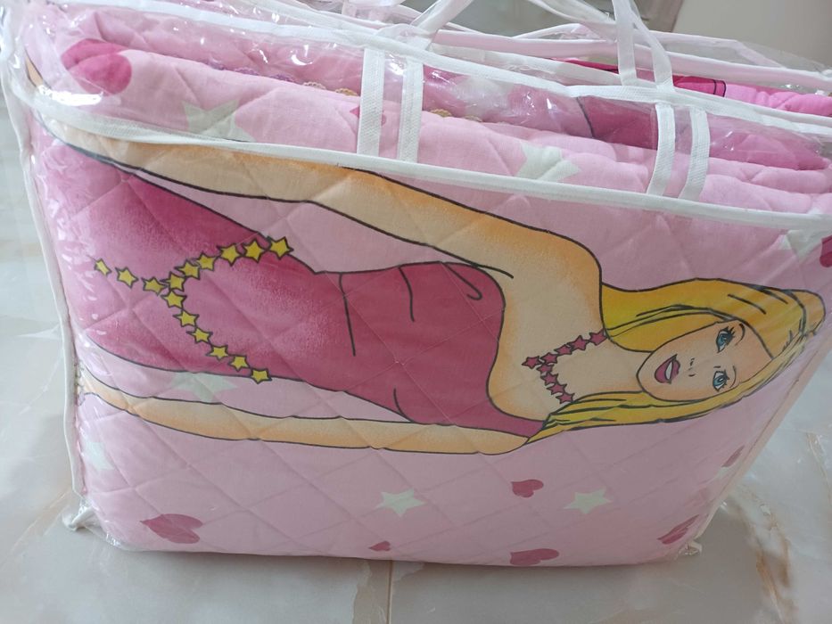 Два броя детски двулицеви кувертюри 130/200