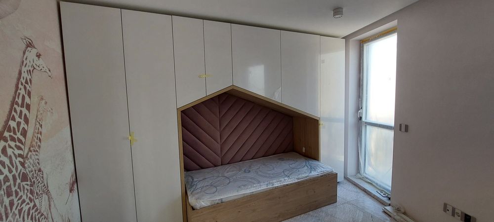 Мебели по поръчка