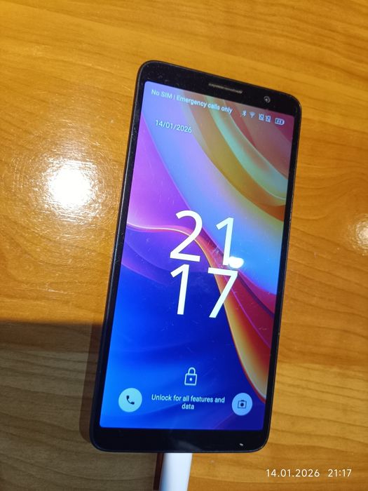 Mobil TCL preț modest