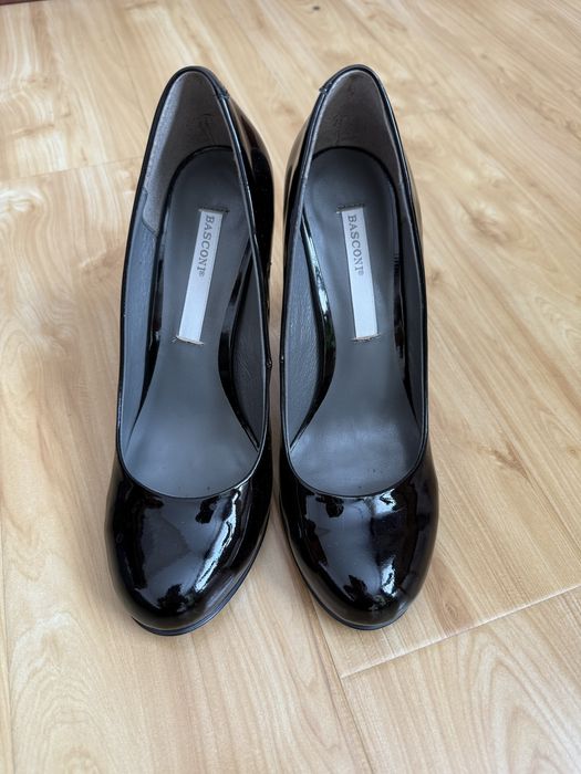 Обувь женская лаковая