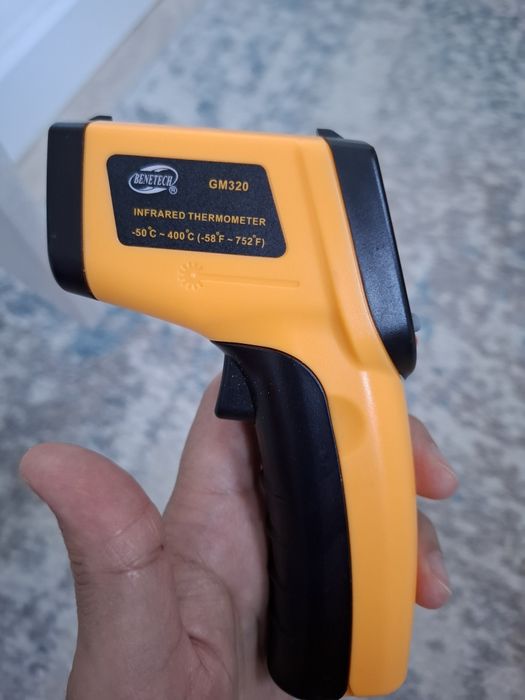 Продаётся термометр инфракрасный