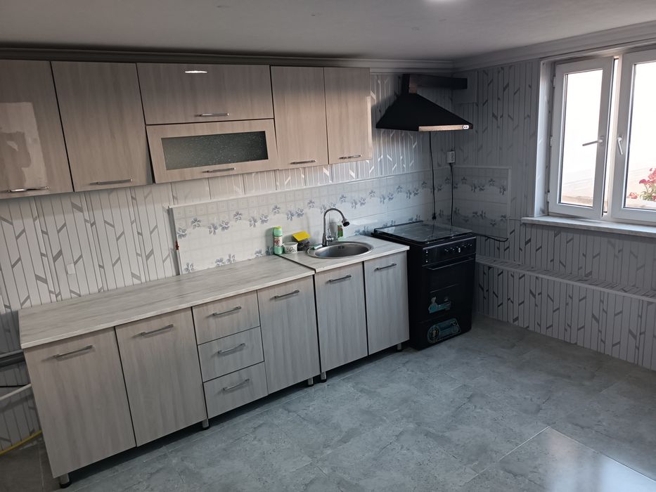 Уч ках  Парвоз ер нархида  6 сот 6 ком 115000 ИПОТ